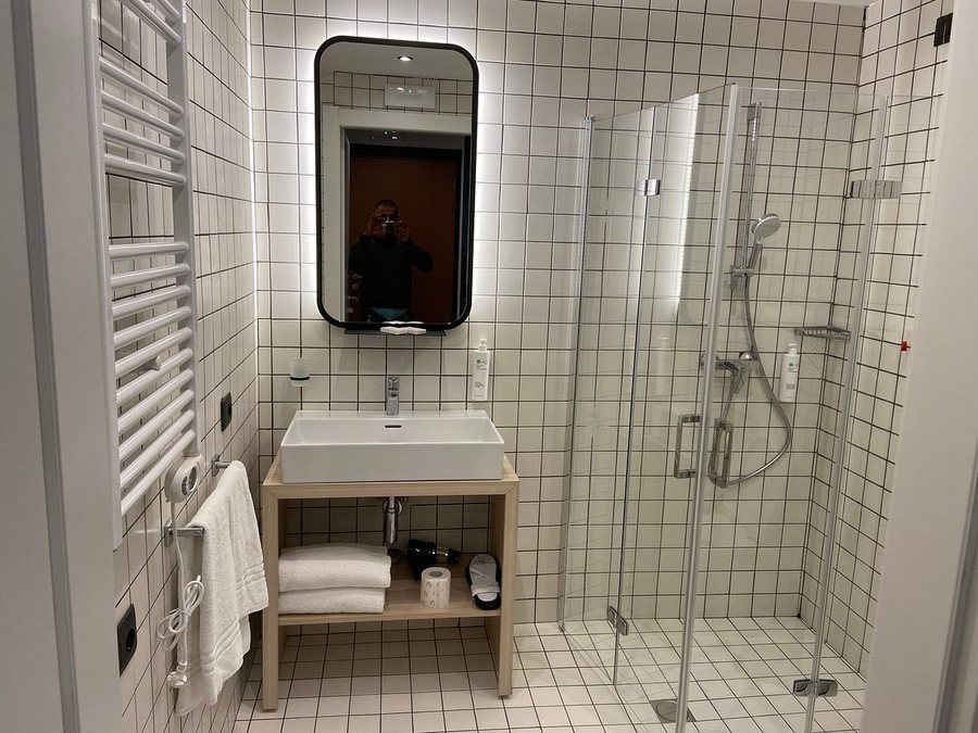 Aparthotel Colombo Roma — Bathroom