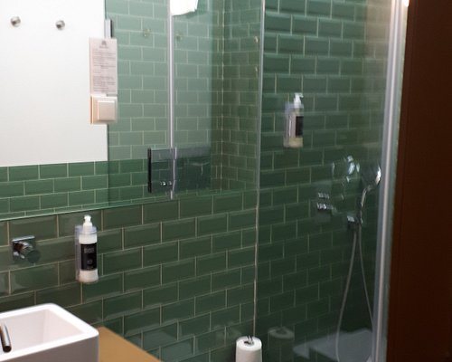 Aparthotel Oporto Batalha — Bathroom