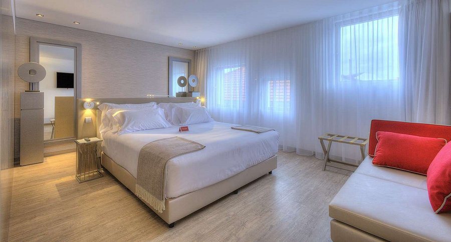 Aparthotel Oporto Batalha — Guest room