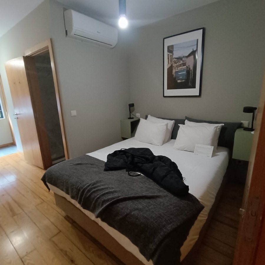 Aparthotel Oporto Sol — Guest room