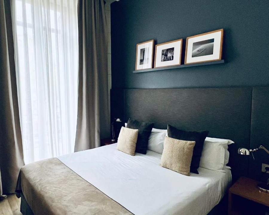 Apartments Sixtyfour Barcelona Catalonia — Guest room