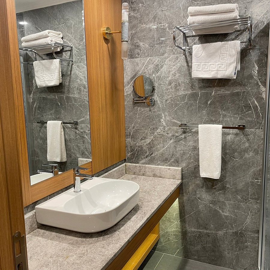 Apex Hotel Istanbul — Bathroom