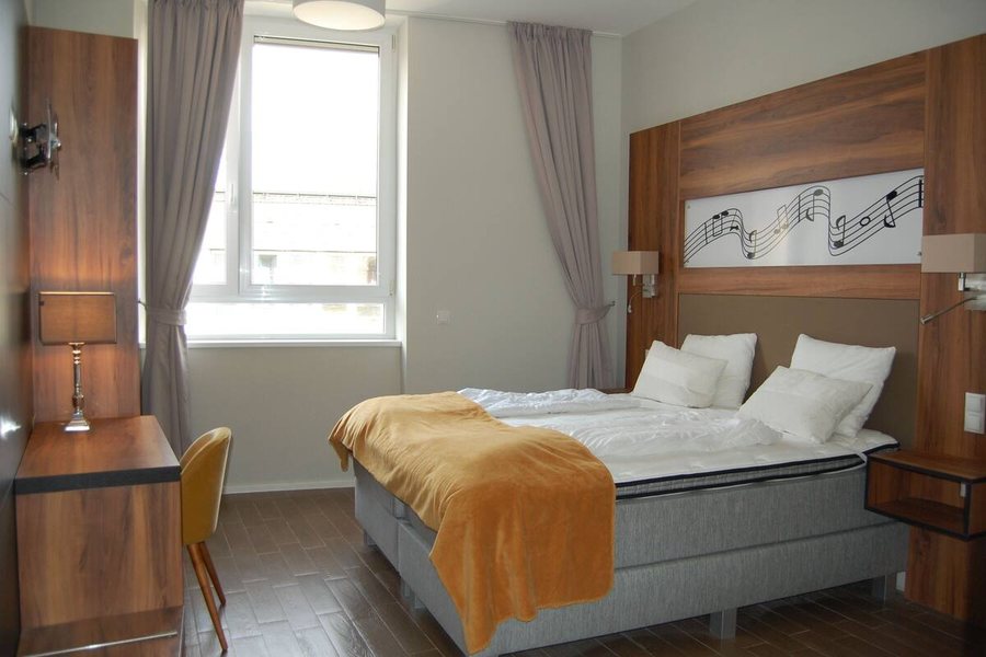 Apollo Hotel — Guest room