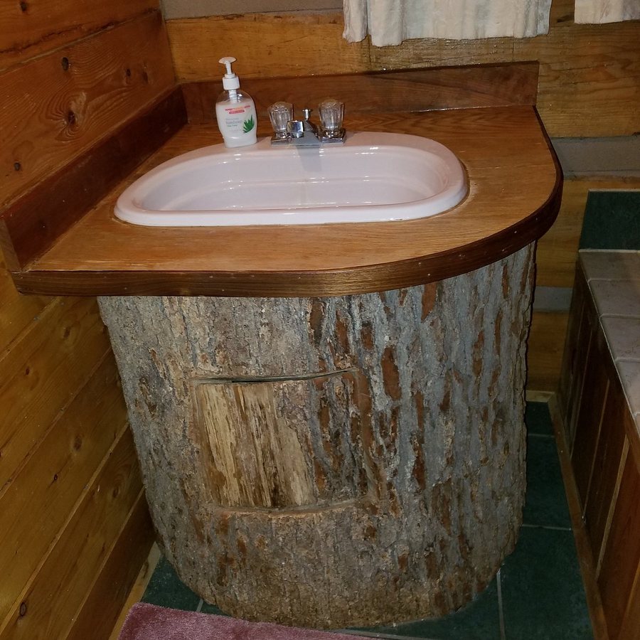 Appalachian Cabins — Bathroom