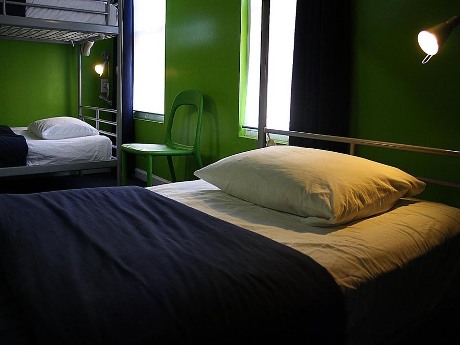 Apple Hostels Philadelphia — Guest room