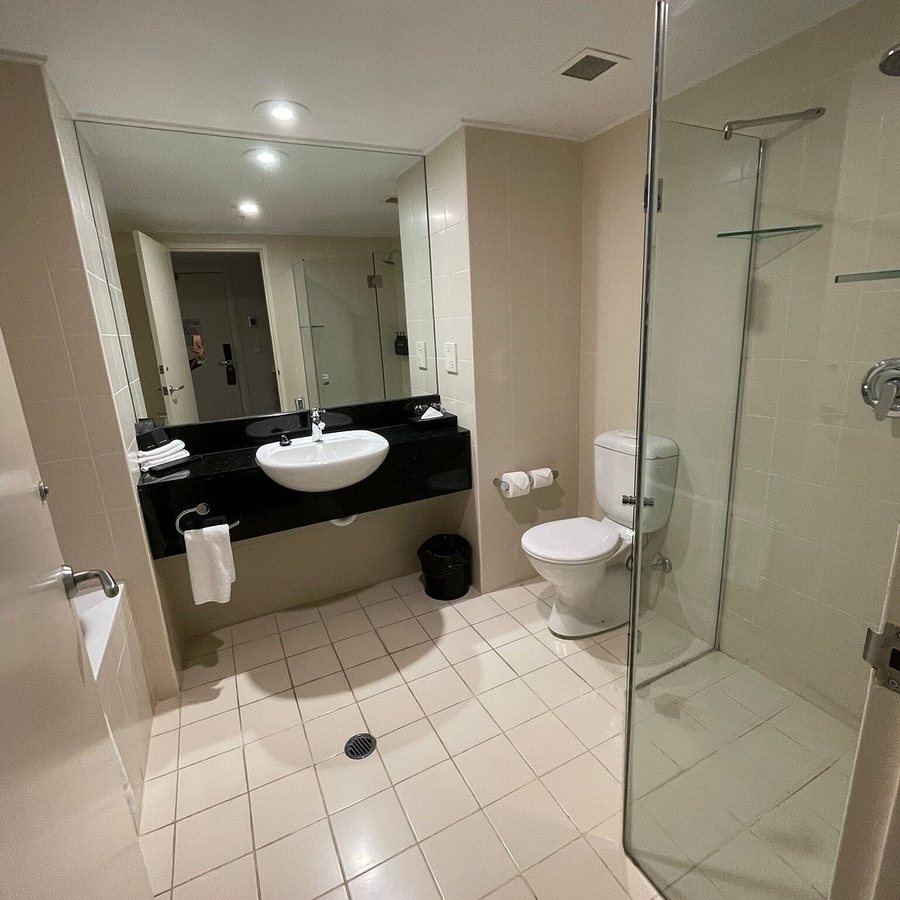 APX World Square — Bathroom