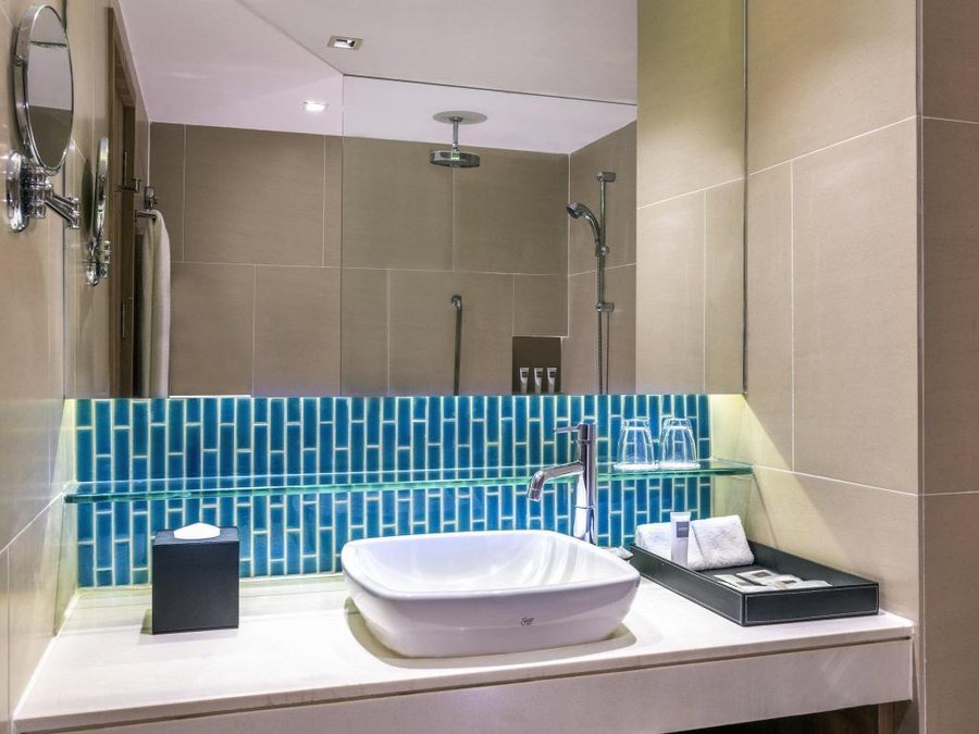 Aqua Maya Phuket — Bathroom