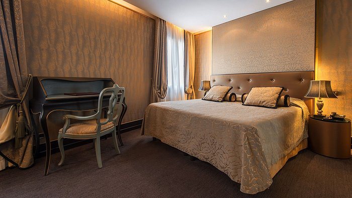 Aqua Palace Hotel — Guest room