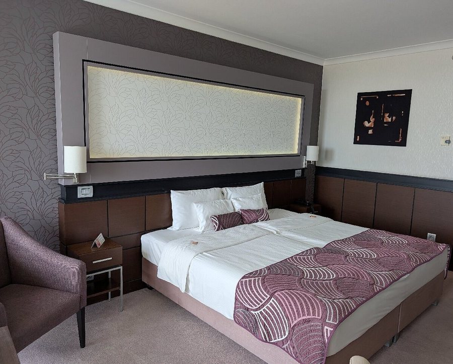 Aquaworld Resort Budapest — Guest room