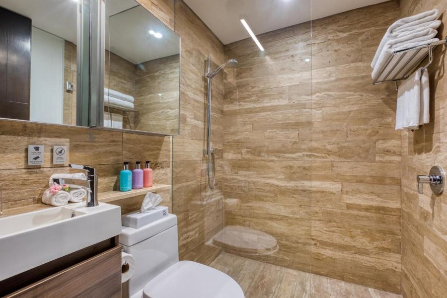 AR 218 Hotel by ULIV — Bathroom