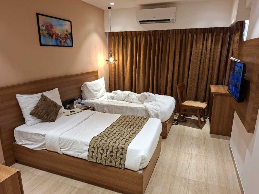 Aralia A Business Hotel MIDC — Guest room