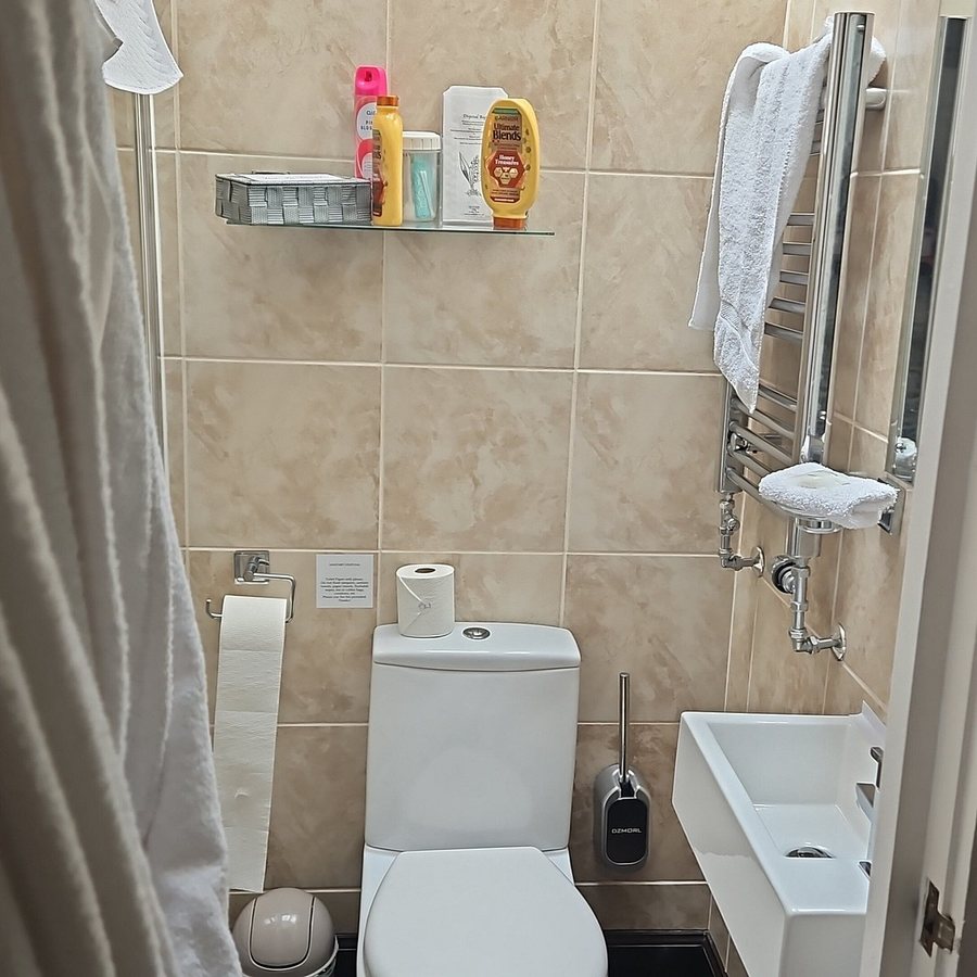 Aran Lodge B B — Bathroom