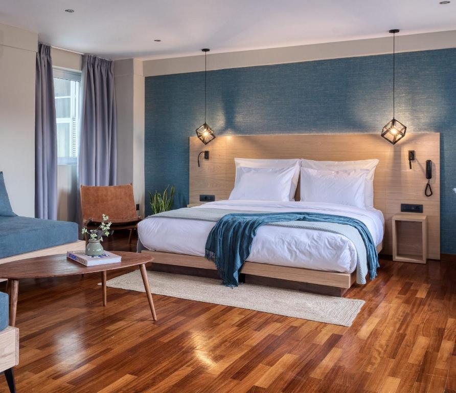 Arcade Hotel Athens — Guest room