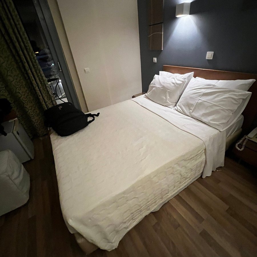 Ariston Hotel — Guest room