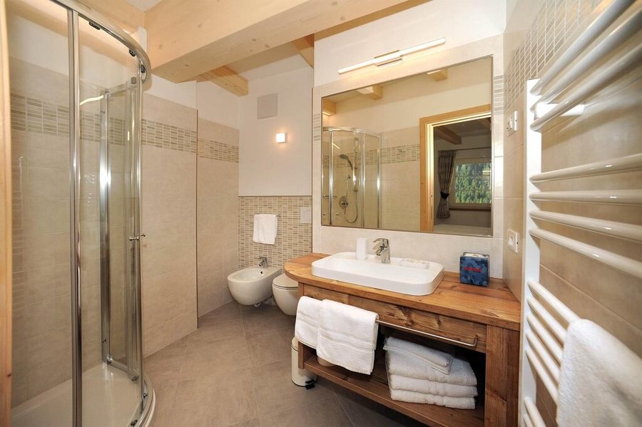 Aritz Garni B B — Bathroom