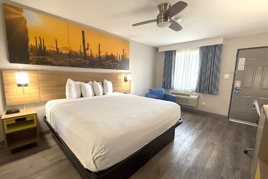 Arizona West RV Park — Guest room