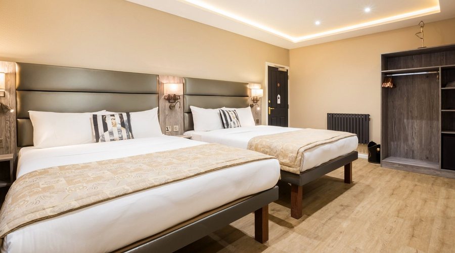 Arosfa Hotel by Compass Hospitality — Guest room