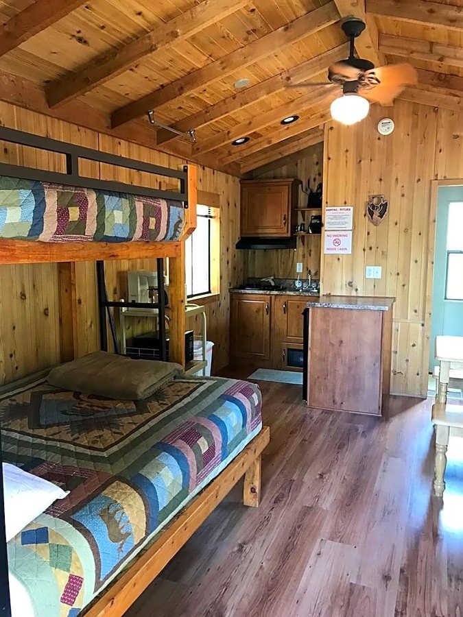 Arrowhead Point Campground Cabins — Guest room