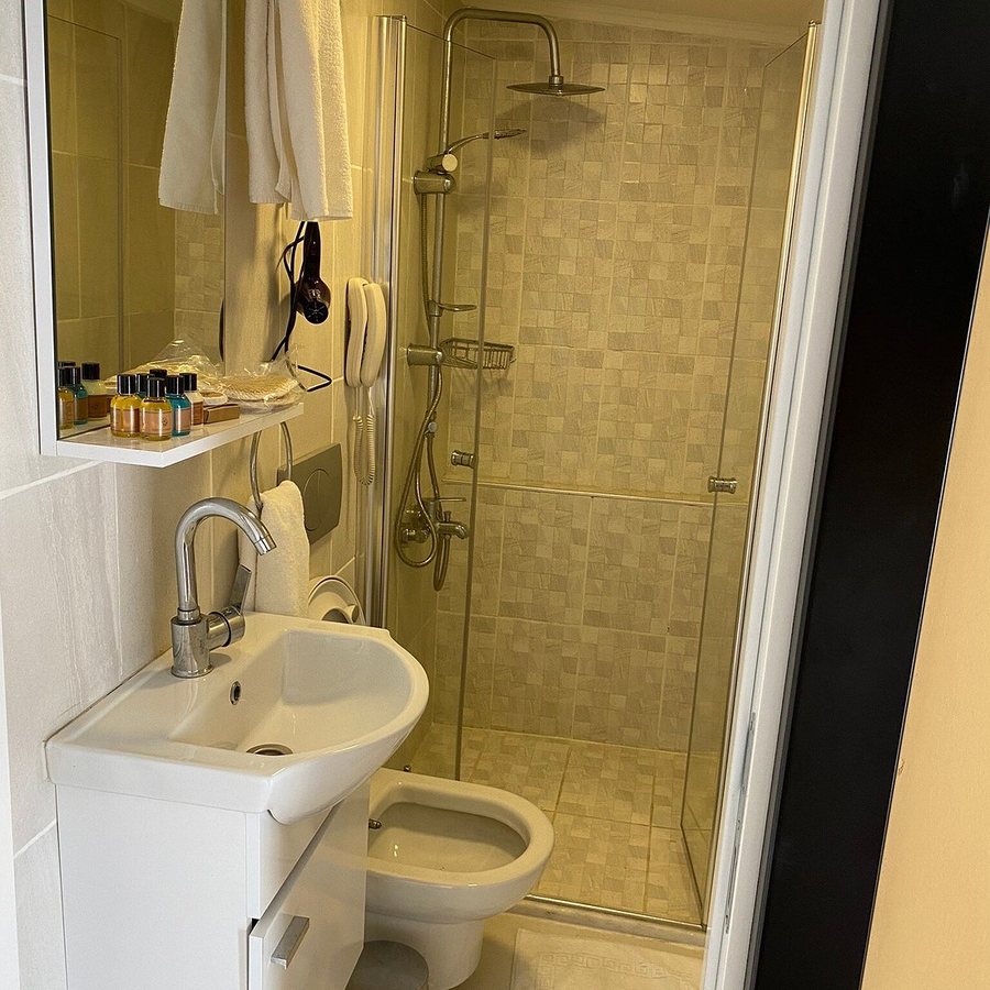 Art City Hotel Istanbul — Bathroom