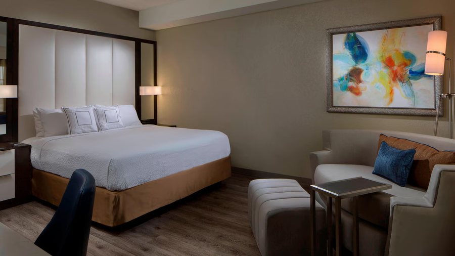 Art Deco Drexel Apartments Miami Beach Florida — Guest room