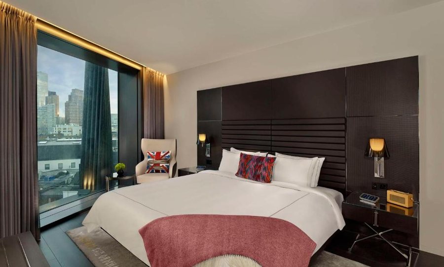 Art otel London Hoxton — Guest room