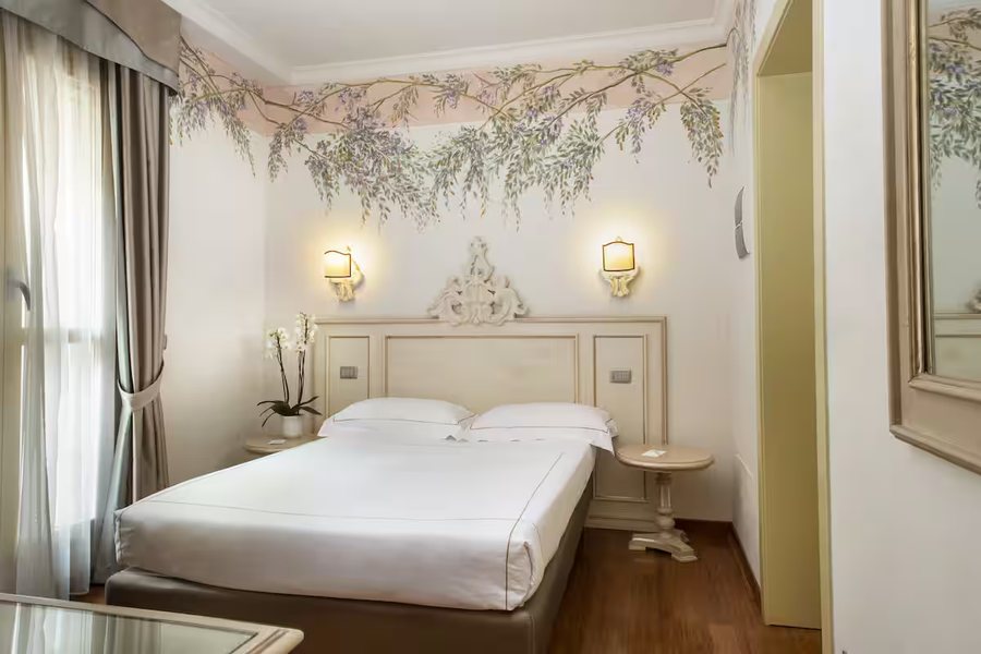 Arte Boutique Hotel — Guest room