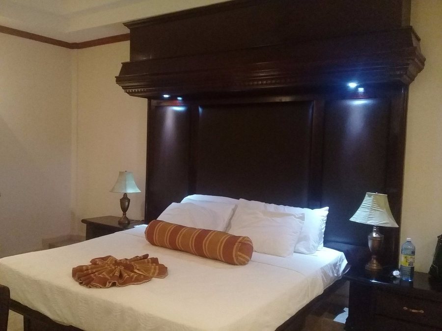 Aruwai White H O Resort — Guest room