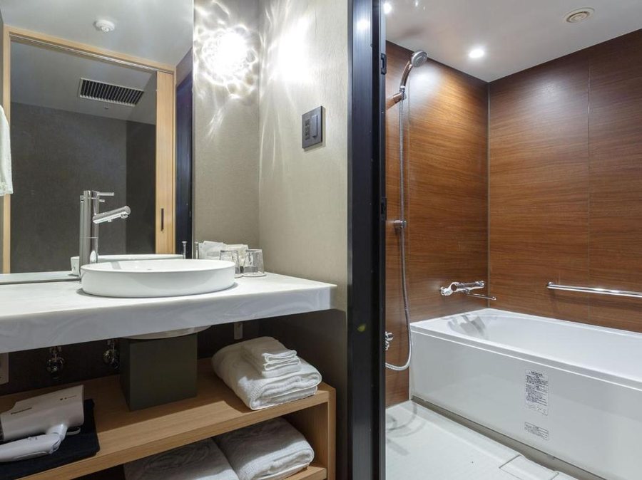 Asakusa View Hotel Annex Rokku — Bathroom