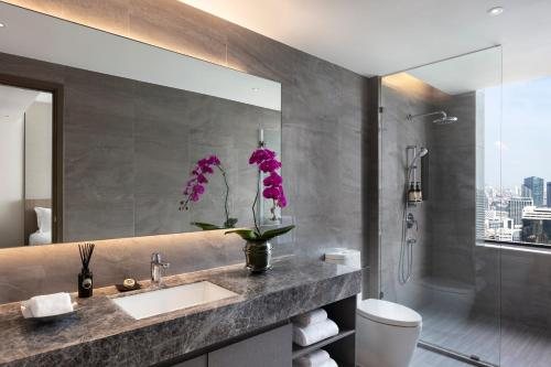 Ascott Sathorn Bangkok — Bathroom