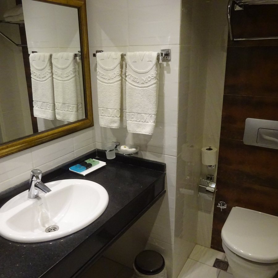 Askoc Hotel Istanbul — Bathroom