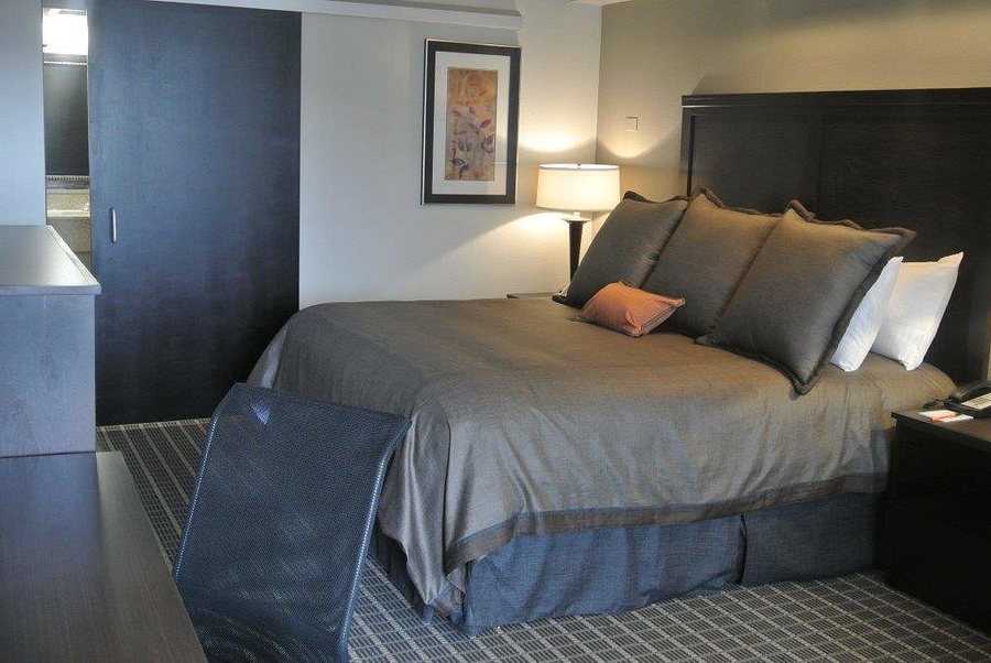 Aspen Select Hotel — Guest room