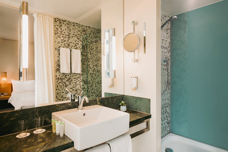 Aspria Berlin Ku damm — Bathroom