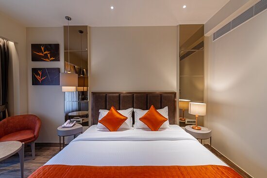 Aster Grand By Zenq Saket — Guest room