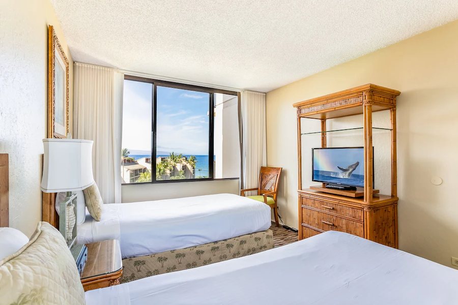 Aston Kaanapali Shores — Guest room