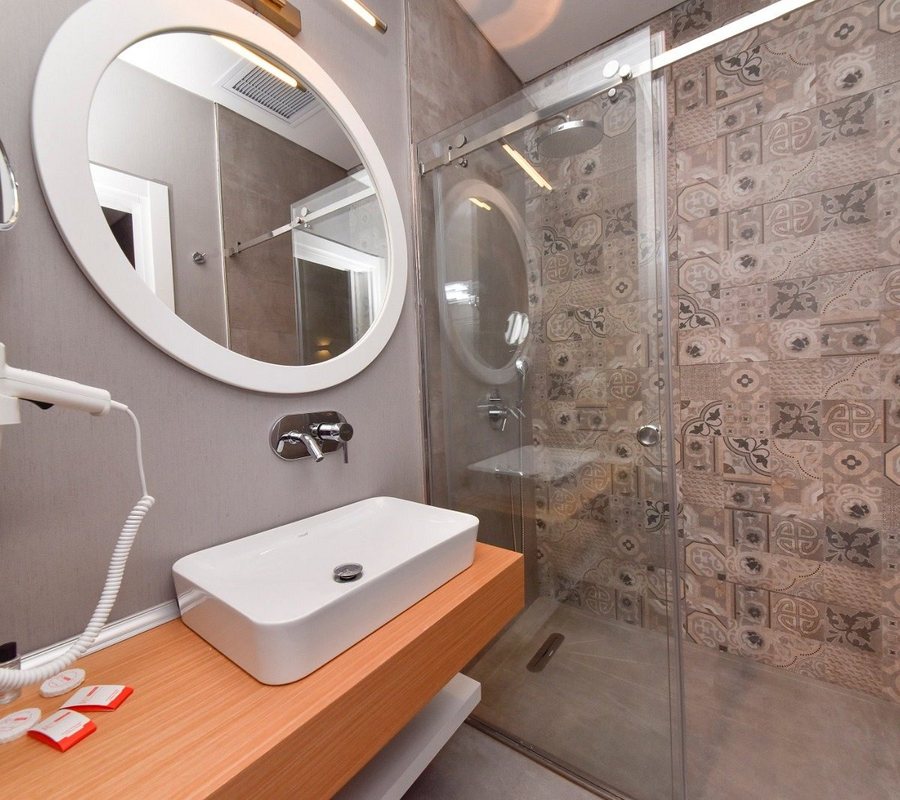 Atacity Hotel Istanbul — Bathroom