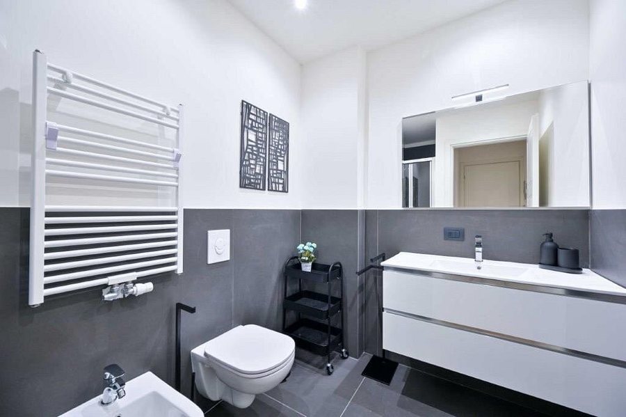 Atelier Apartments Porta Romana — Bathroom