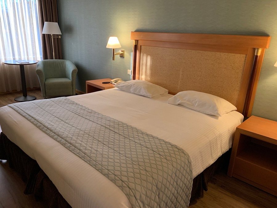 Athens Zafolia Hotel — Guest room