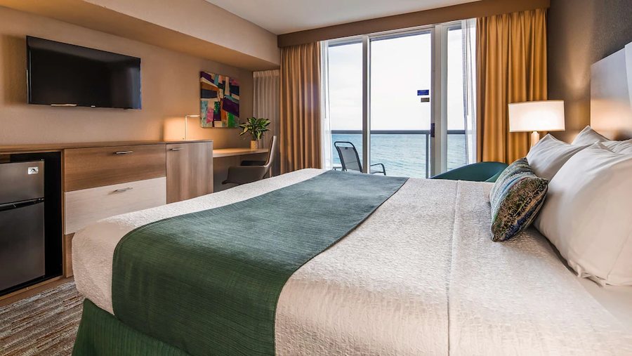 Atlantic Beach Hotel Miami Beach Florida — Guest room