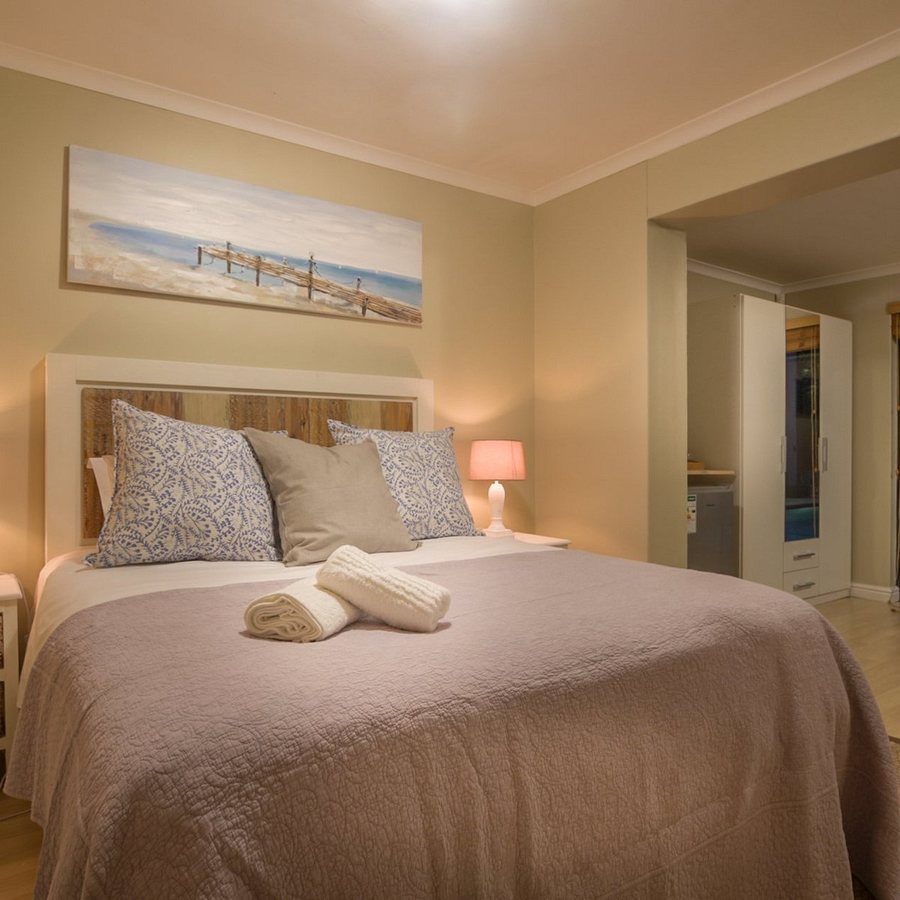 Atlantic Gold — Guest room