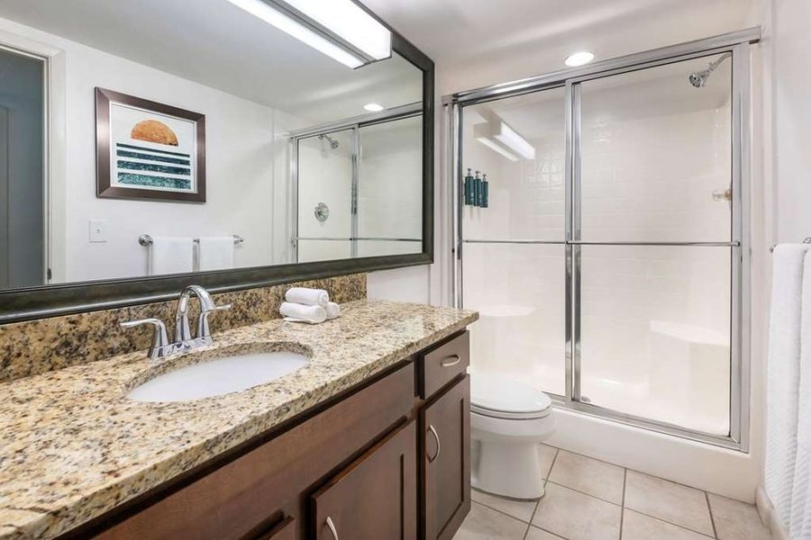 Atlantic Terrace — Bathroom