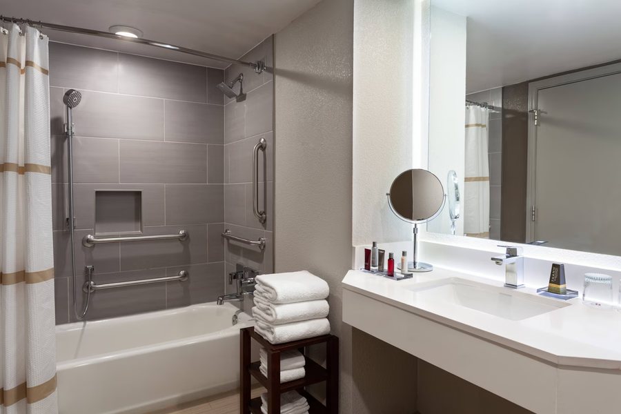 Atlantica Resort 751 — Bathroom