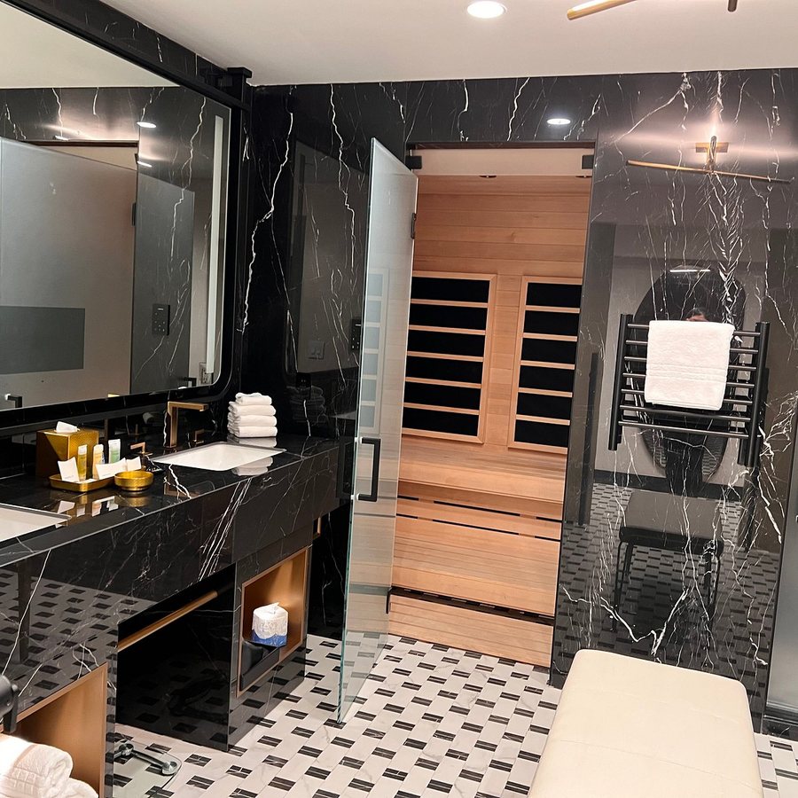 Atlantis Casino Resort Spa — Bathroom