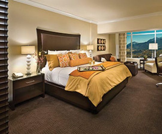 Atlantis Casino Resort Spa — Guest room
