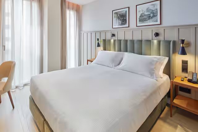 Atocha Hotel Madrid Tapestry Collection by Hilton — Guest room