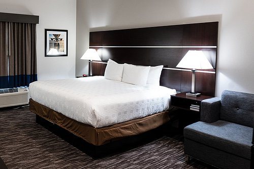 Atrium Hotel Suites DFW Airport South — Guest room