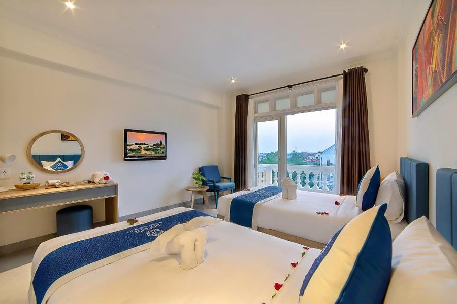 Aurora Riverside Hotel and Spa — Guest room