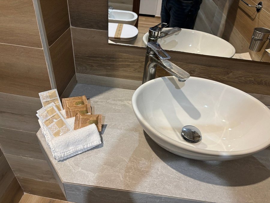 Aurum Firenze — Bathroom