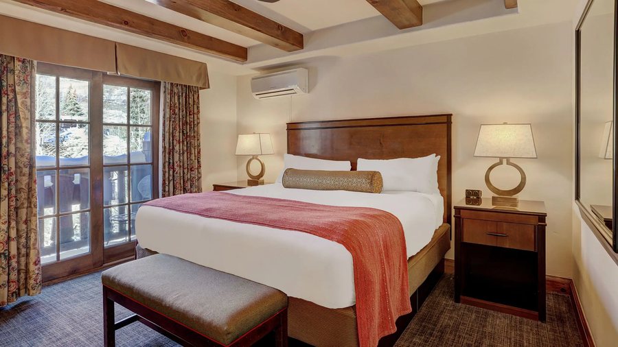 Austria Haus Hotel A Destination By Hyatt Hotel — Guest room