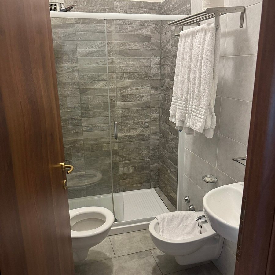 Auto Park Hotel — Bathroom