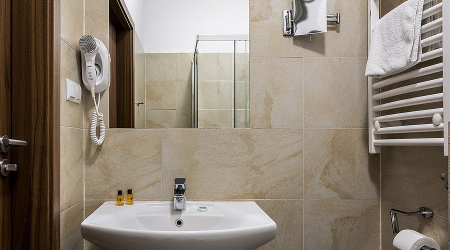 Avena By Artery Hotels — Bathroom